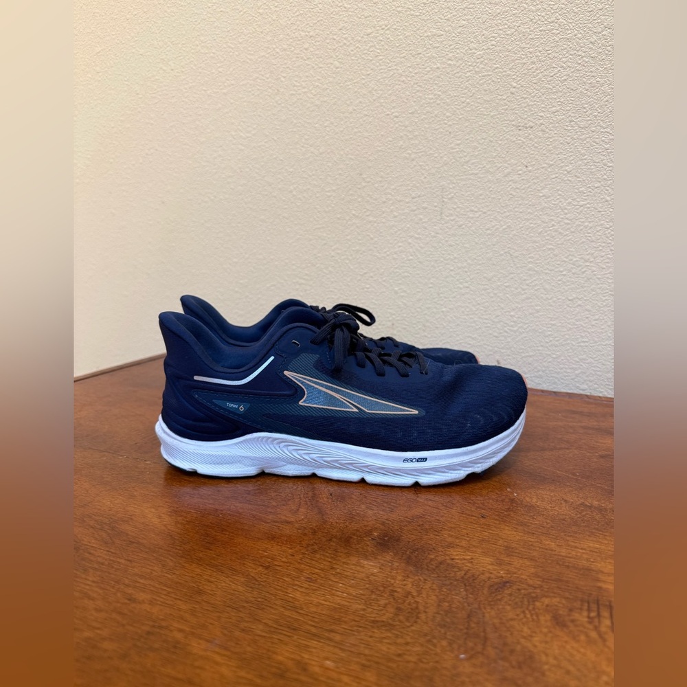 Altra Women's Navy Blue and White Running Shoes